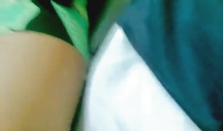دختری با سینه های زیبا استراحت به کلیتوریس فیلم سکسی سازمان دیده بان نمی دهد.