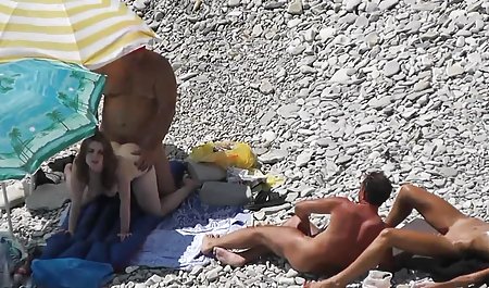 سبزه با یک pubis مودار با یک مرد سیاه در رابطه جنسی مقعد ، دراز کشیده روی سکس رایگان بدون فیلتر تخت است