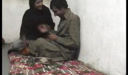 مادر شاخی بازی های نقش آفرینی را با سه پسر ترتیب می دهد دانلود رایگان فیلم های سکسی با لینک مستقیم